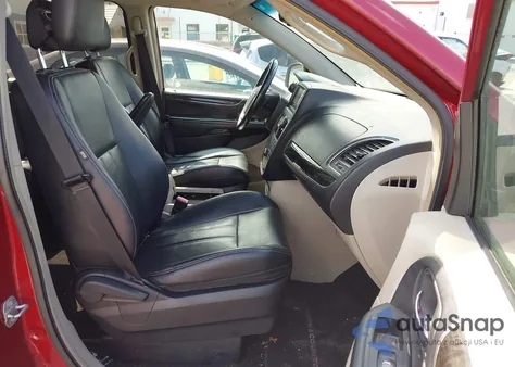 2014 Chrysler Town & Country Touring from USA, damaged, VIN 2C4RC1BG3ER314706